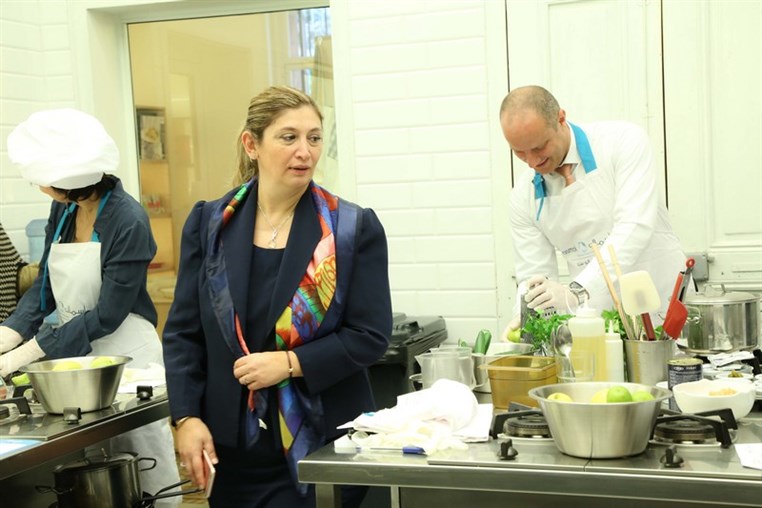 Asmak private cooking session at KitchenLab